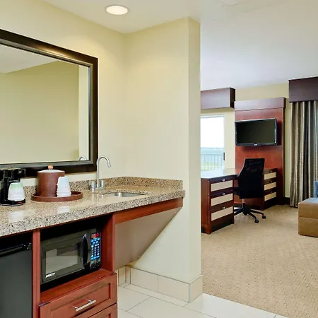 Hampton Inn & Suites Ocean City Bayfront-Convention Center
