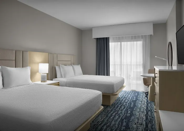 Hampton & Ocean Bayfront-convention Center 3*